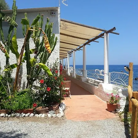 Cirucco Village Messina