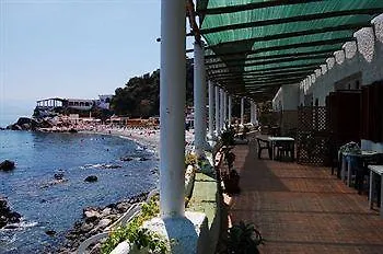 Cirucco Village Hotel