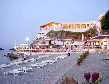 酒店 Cirucco Village 3*